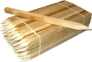 Beukenhouten piket met ronde punt 22 x 22 x 300 € 0,37 p/st per 50 stuks